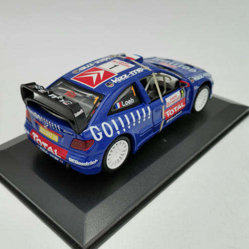 Bburago 2006 Kronos Total Citroen Worlds rally team die-cast model car - scale 1/32