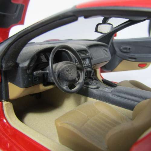 UT Models 1998 Chevrolet Corvette die-cast model car - scale 1/18
