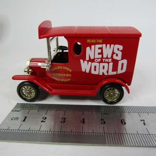 Lledo 1920 Ford Model T van - News of the World promotional model car in box
