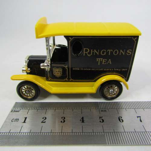 Lledo 1920 Ford Model T van - Ringtons Tea promotional model car in box