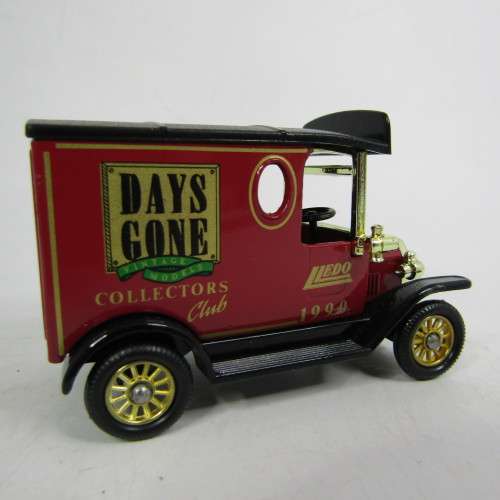 Lledo 1920 Ford Model T van - 1990 Days Gone collectors club promotional model car in box