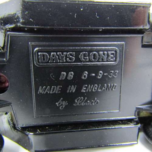 Lledo 1920 Ford Model T van - 1990 Days Gone collectors club promotional model car in box