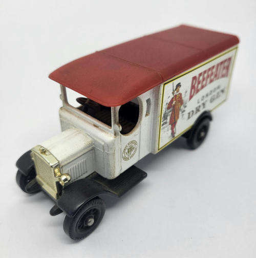 Days Gone Lledo #6 Beefeater gin 1931 Morris van model car