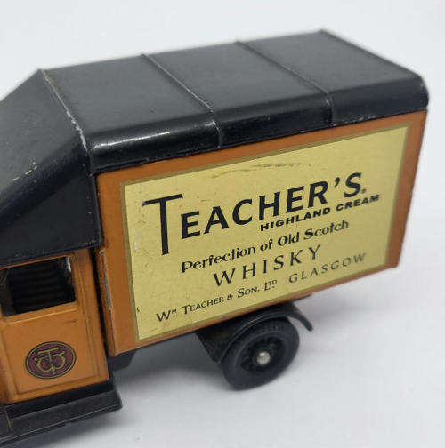 Days Gone Lledo #3 Morris Parcel van - Teachers Whiskey model car