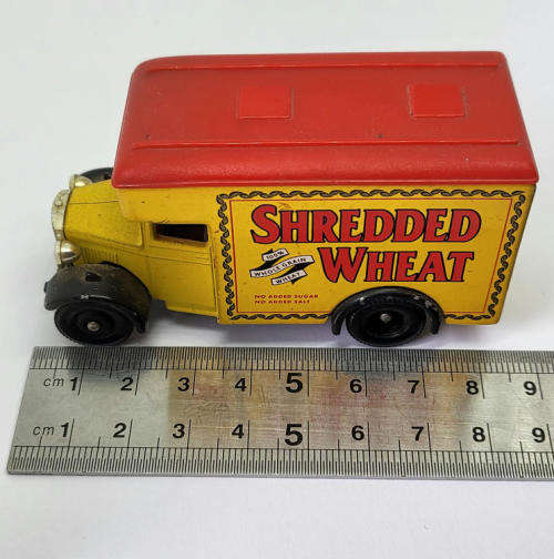 Days Gone Lledo #11 Shredded wheat Dennis parcel van model car