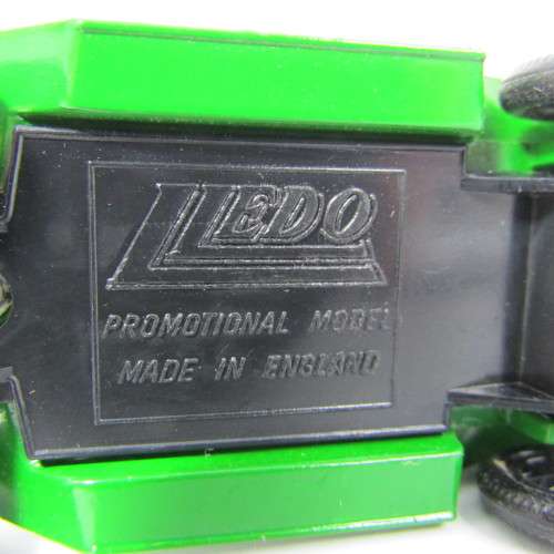 Lledo 1920 Ford Model T van - 1990Soccer World Cup Italy/Ireland promotional model car in box