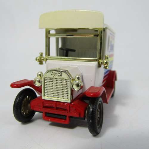 Lledo 1920 Ford Model T van - Kleenex travel tissues promotional model car in box