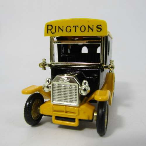 Lledo 1920 Ford Model T van - Ringtons Tea promotional model car in box