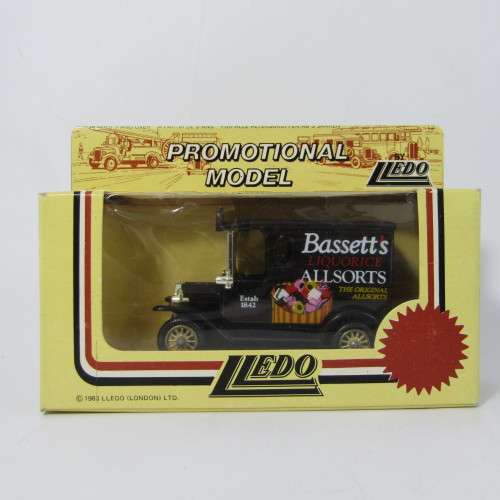 Lledo 1920 Ford Model T van - Bassett`s Liquorice Allsorts promotional model car in box