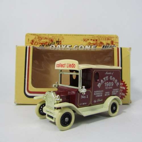 Lledo Days Gone 1920 Ford Model T van - 1989 Days Gone Toy Fairs model car in box