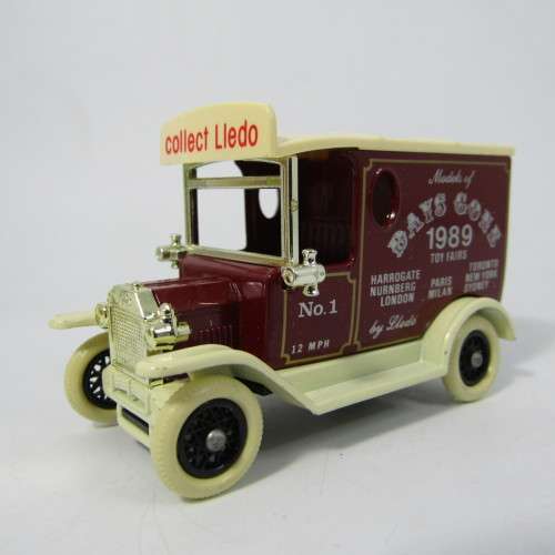 Lledo Days Gone 1920 Ford Model T van - 1989 Days Gone Toy Fairs model car in box
