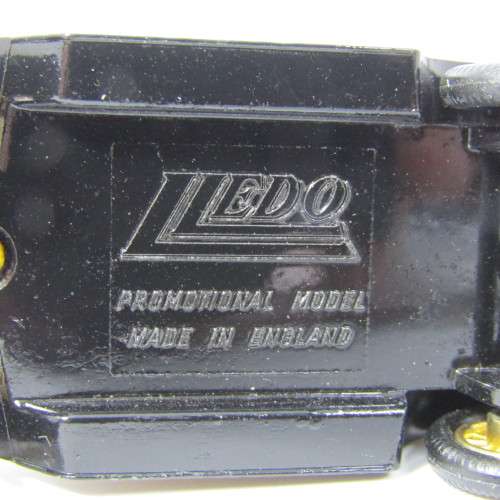 Lledo 1920 Ford Model T van - Huddersfield Daily Examiner promotional model car in box