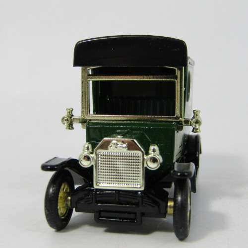 Lledo 1920 Ford Model T van - Park Farms promotional model car in box