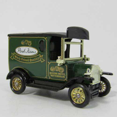 Lledo 1920 Ford Model T van - Park Farms promotional model car in box