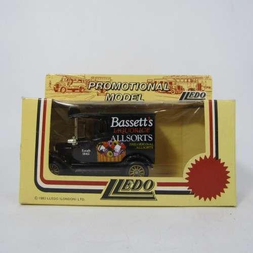 Lledo 1920 Ford Model T van - Bassett`s Liquorice Allsorts promotional model car in box