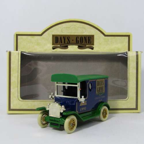 Lledo 1920 Ford Model T van - 1991 Days Gone Collectors Club model car in box