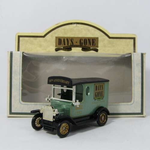 Lledo 1920 Ford Model T van - 1992 Days Gone Collectors Club model car in box