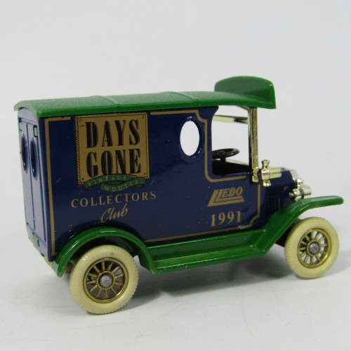 Lledo 1920 Ford Model T van - 1991 Days Gone Collectors Club model car in box