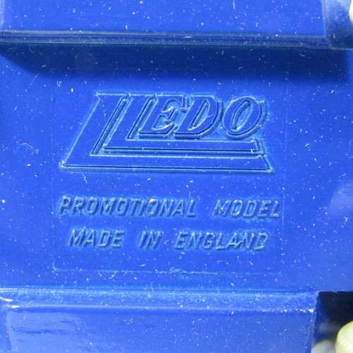 Lledo 1920 Ford Model T van - Wells Drinks Ltd. promotional model car in box
