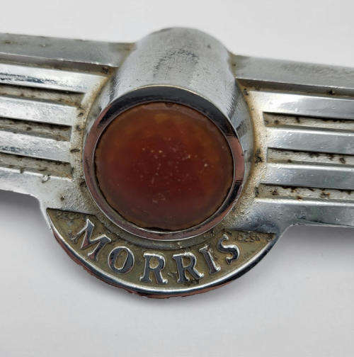 Vintage Morris Minor boot badge