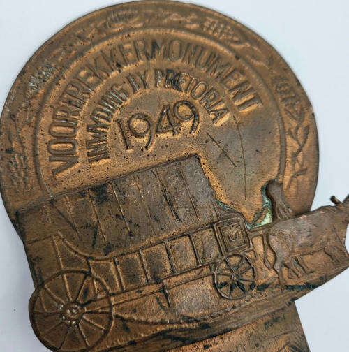 1949 Voortrekkermonument inauguration vehicle badge - (inwyding) Cymot