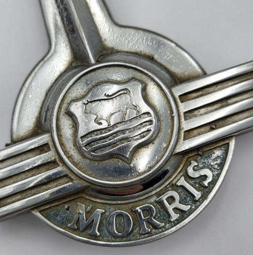 1940 WW2 Morris Minor bonnet badge - Original