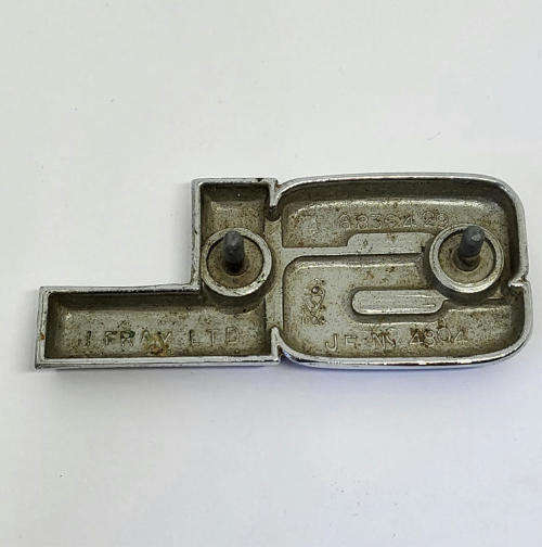 Vauxhall Victor SL badge - Vintage