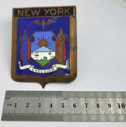 Vintage New York car grille bagde - Rarely seen - Enameled