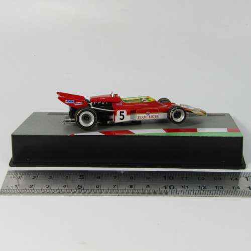 Formula 1 Lotus 72c - 1970 die-cast racing model car - #5 Jochen Rindt - scale 1/43