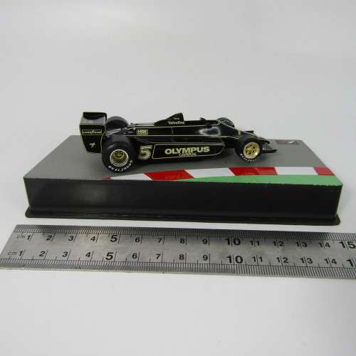 Formula 1 Lotus 79 - 1978 die-cast racing model car - #5 Mario Andretti - scale 1/43