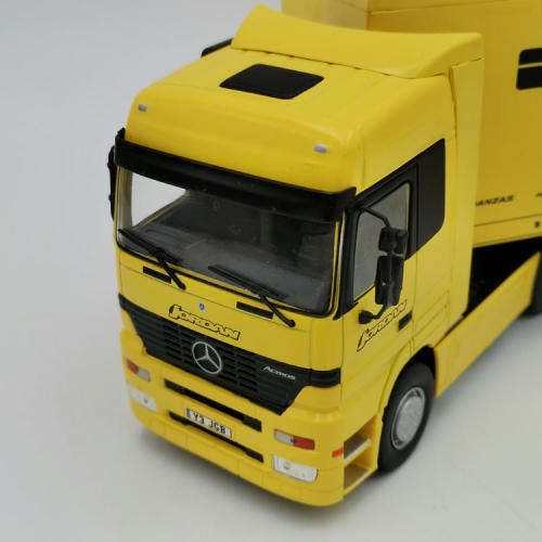Formula 1 Mercedes-Benz Actros F1 transporter truck - Jordan Honda ` Bitten Heroes ` - scale 1/43