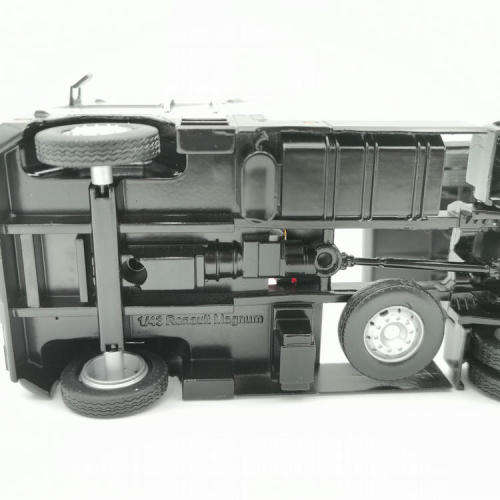 Formula 1 Renault Magnum F1 transporter truck - Benetton Formula 1 racing team - scale 1/43