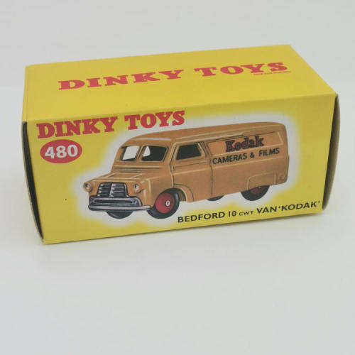 DeAgostini Dinky Toys #480 Bedford 10CWT Kodak Van toy car in box