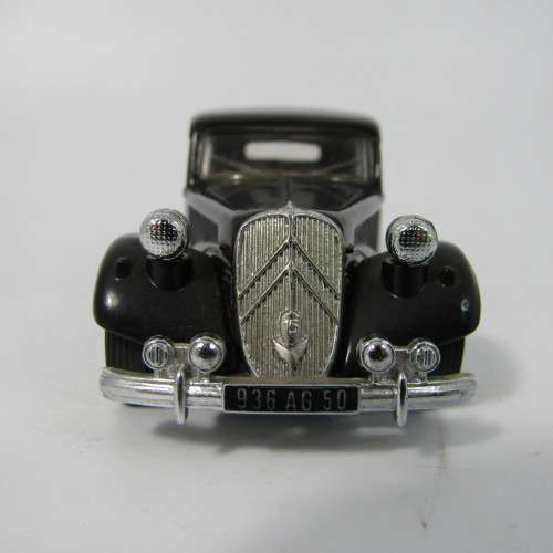 Matchbox Dinky 1952 Citroen 15 CV 6 Cyl die-cast model car