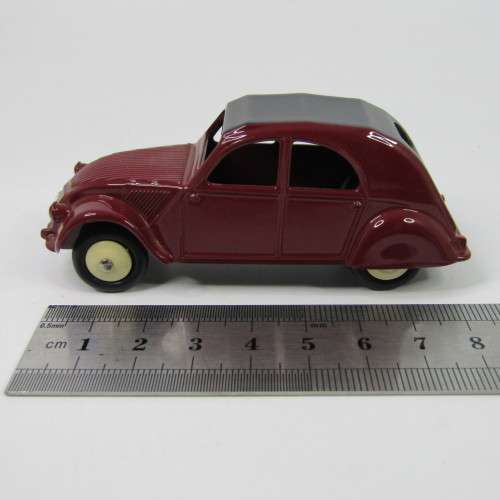DeAgostini Dinky Toys #24T Citroen 2CV toy car in box