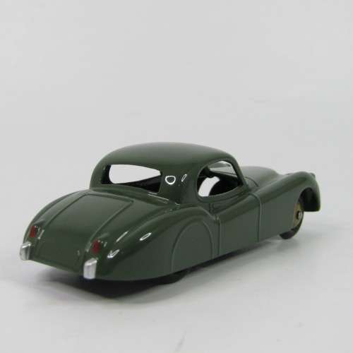 DeAgostini Dinky Toys #157 Jaguar XK120 Coupe toy car in box
