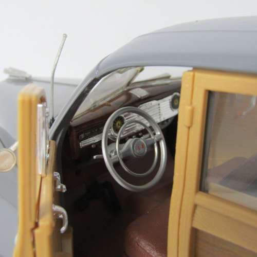 Maisto 1948 Woody Chevy Fleetmaster die-cast model car - scale 1/18