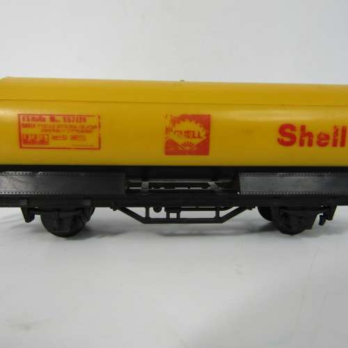 Lima HO scale FS Italia Shell tanker wagon