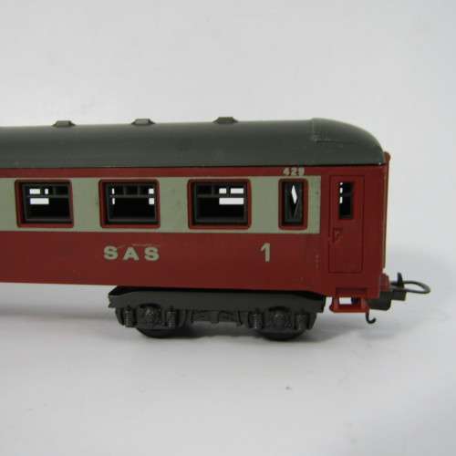 Lima SAR-SAS 1st class passenger coach - HO scale
