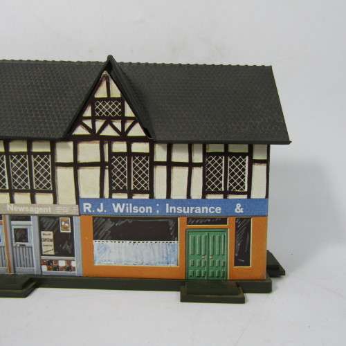 Model Railway Lima paper building with plastic base & roof