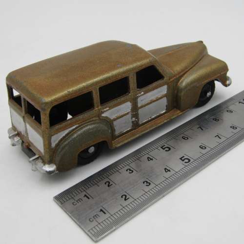 Meccano Ltd Dinky Toys #344 Estate car die-cast model - repainted
