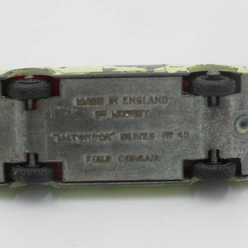 Lesney Matchbox #45 Ford Corsair toy car