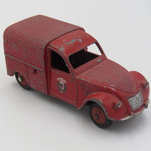 Meccano Dinky Toys #250 Citroen 2CV toy car - made in France