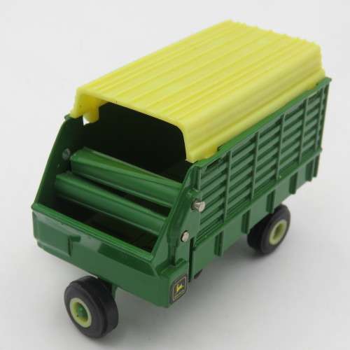 ERTL John Deere Forage wagon