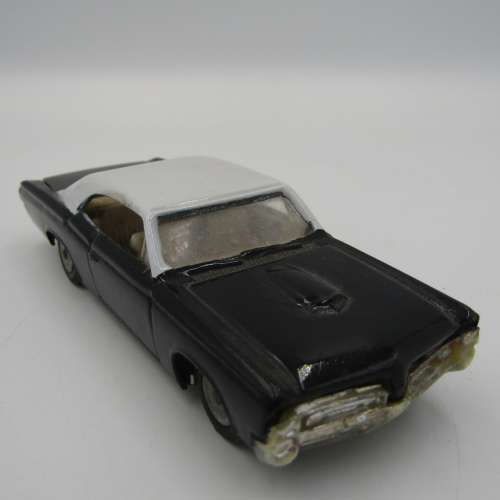 Vintage Gamda Koor Pontiac G.T.O No. 8107 die-cast model car