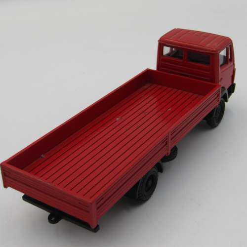 NZG Modelle #249 Mercedes-Benz die-cast truck model - scale 1/50 - light missing