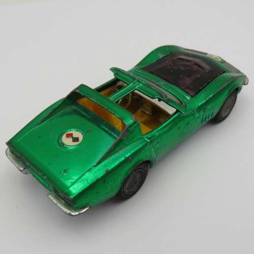 Corgi Toys Chevrolet Corvette Sting Ray coupe die-cast model car - removing wheels function