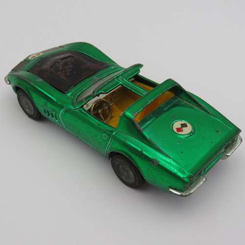 Corgi Toys Chevrolet Corvette Sting Ray coupe die-cast model car - removing wheels function
