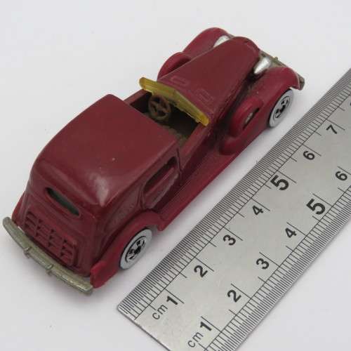 Hot Wheels 1935 Classic Caddy die-cast toy car
