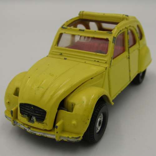 Corgi Citroen 2CV6 die-cast model car - lights missing